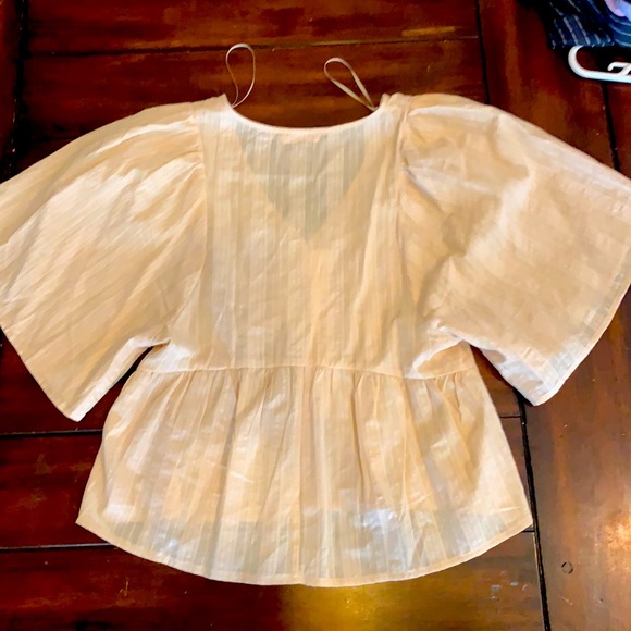 Cute women’s top - Picture 2 of 2